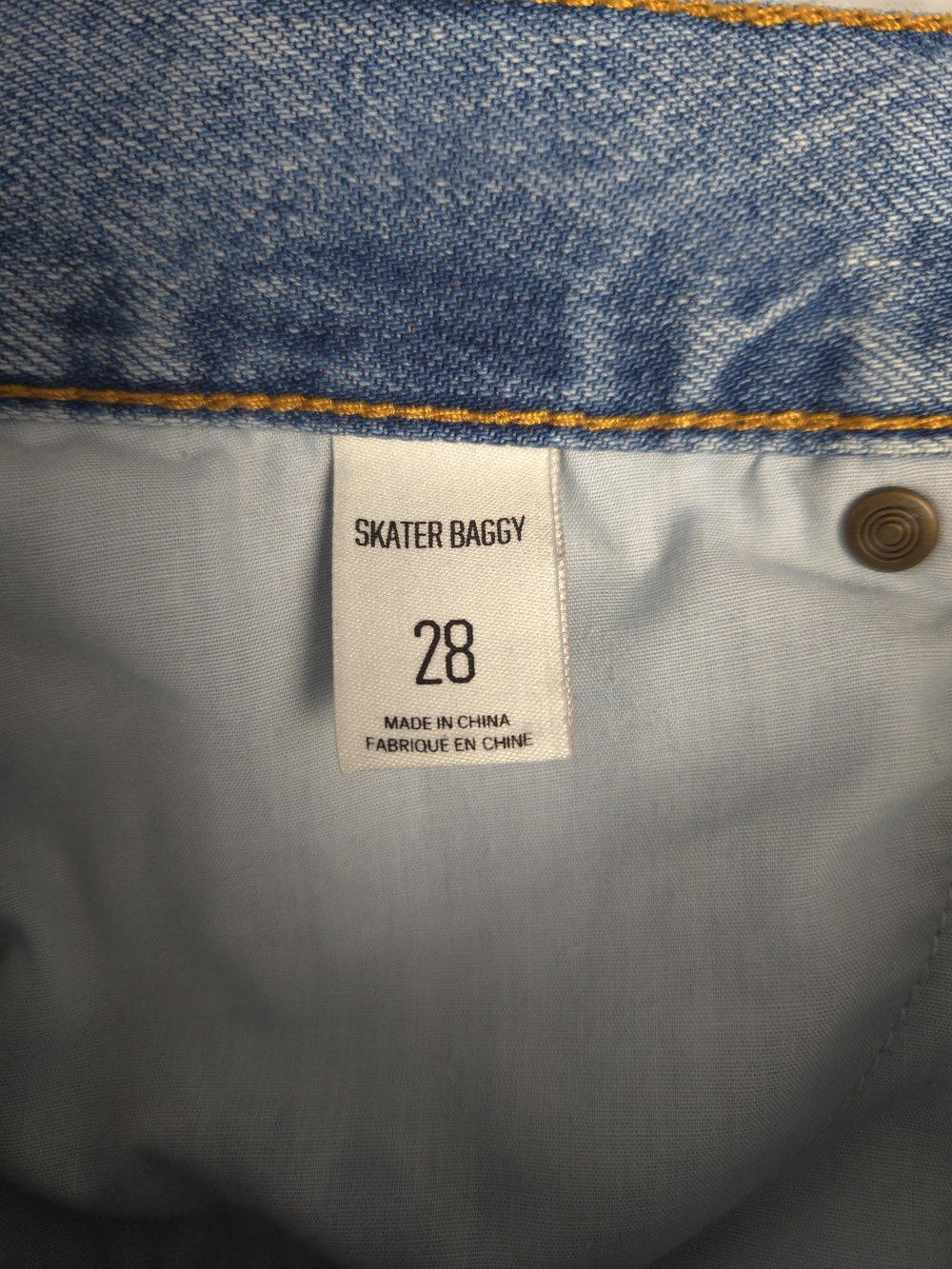 Urban Outfitters BDG Skater Baggy Daisy Patch Jeans Distressed Ripped Y2K 28 - Picture 5 of 10